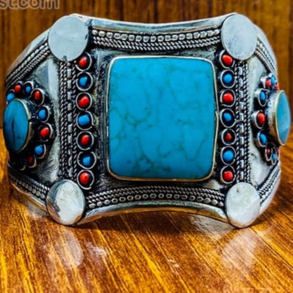 single Tribal Kuchi Stone Cuff Bracelet With Turquoise and Coral - Picture 3 of 3